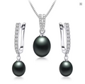 Horseshoe 8–9mm Pearl Earrings & 45cm Pendant Necklace