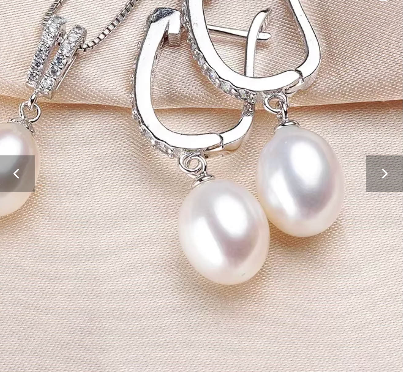 Horseshoe 8–9mm Pearl Earrings & 45cm Pendant Necklace