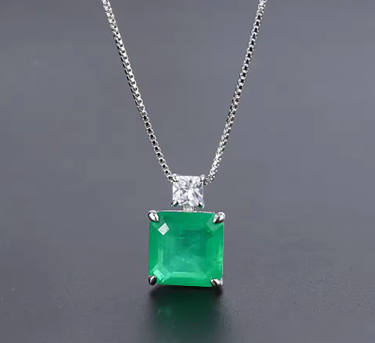 Luxury Simulation Emerald Gemstone Jewelry Set for Women